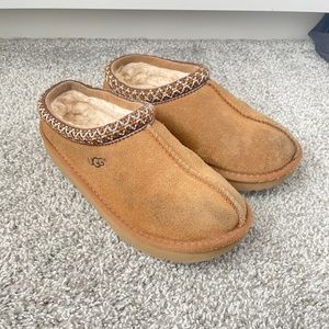 Ugg Tasman slipper